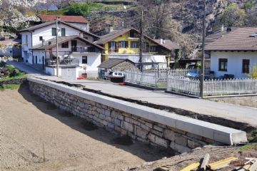 Realizzazione di muro di sostegno della strada comunale da Pian Barale a Susa. Frazione Pian Barale, comune di Meana di Susa.