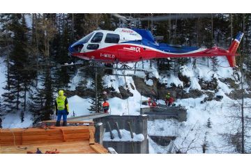 Rifacimento impalcato ponte strada Decauville su rio Valfredda; posa delle travi con elicottero. Frazione Rochemolles, comune di Bardonecchia.